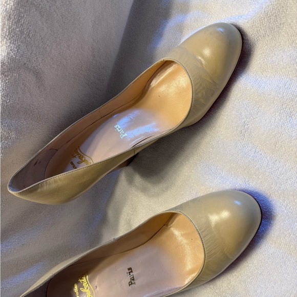 Christian Louboutin size 11 beige 4” wedge heel - Picture 4 of 11
